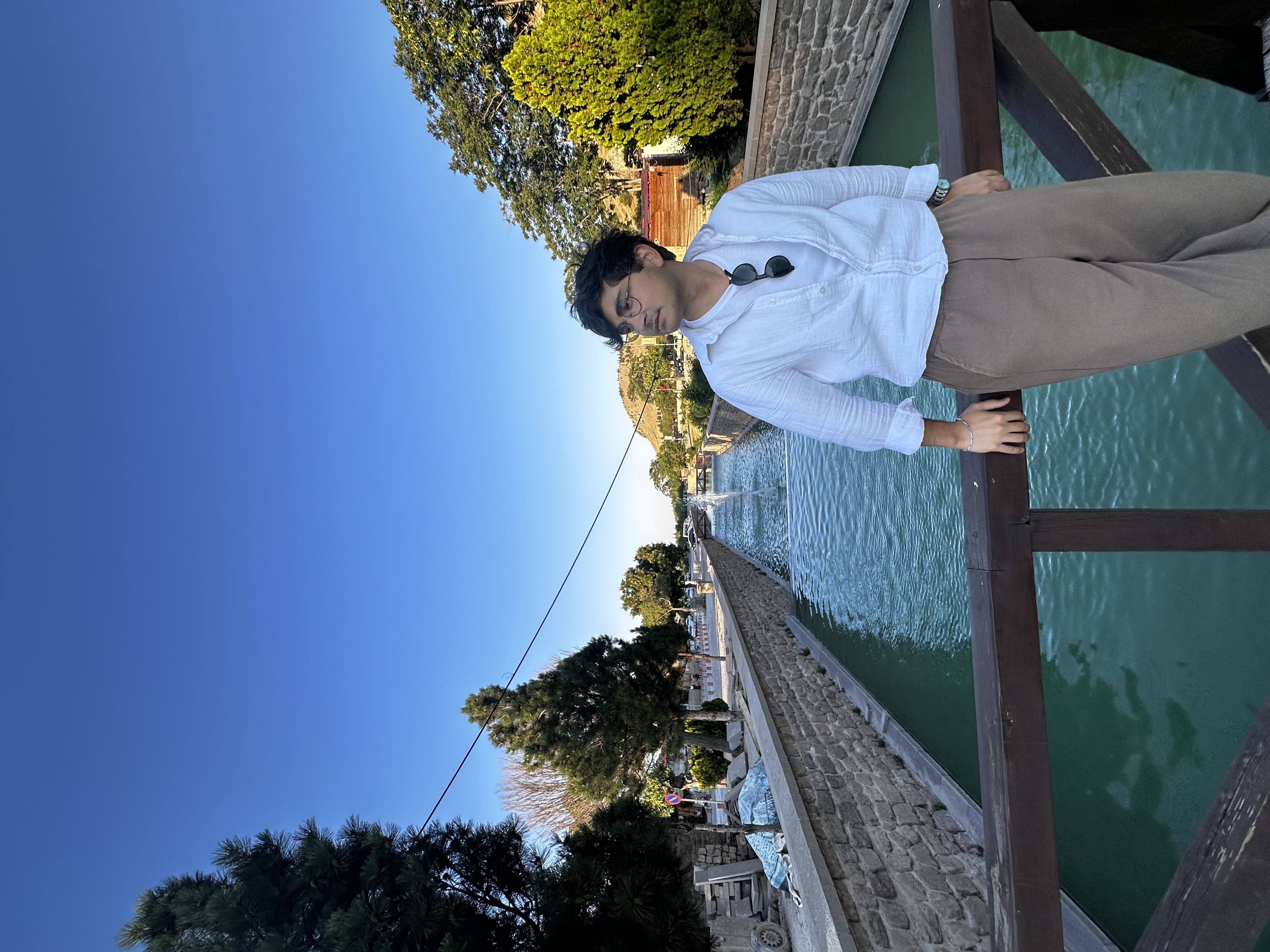 Profile Image of ئابدۇلھەپىز ئابلەت