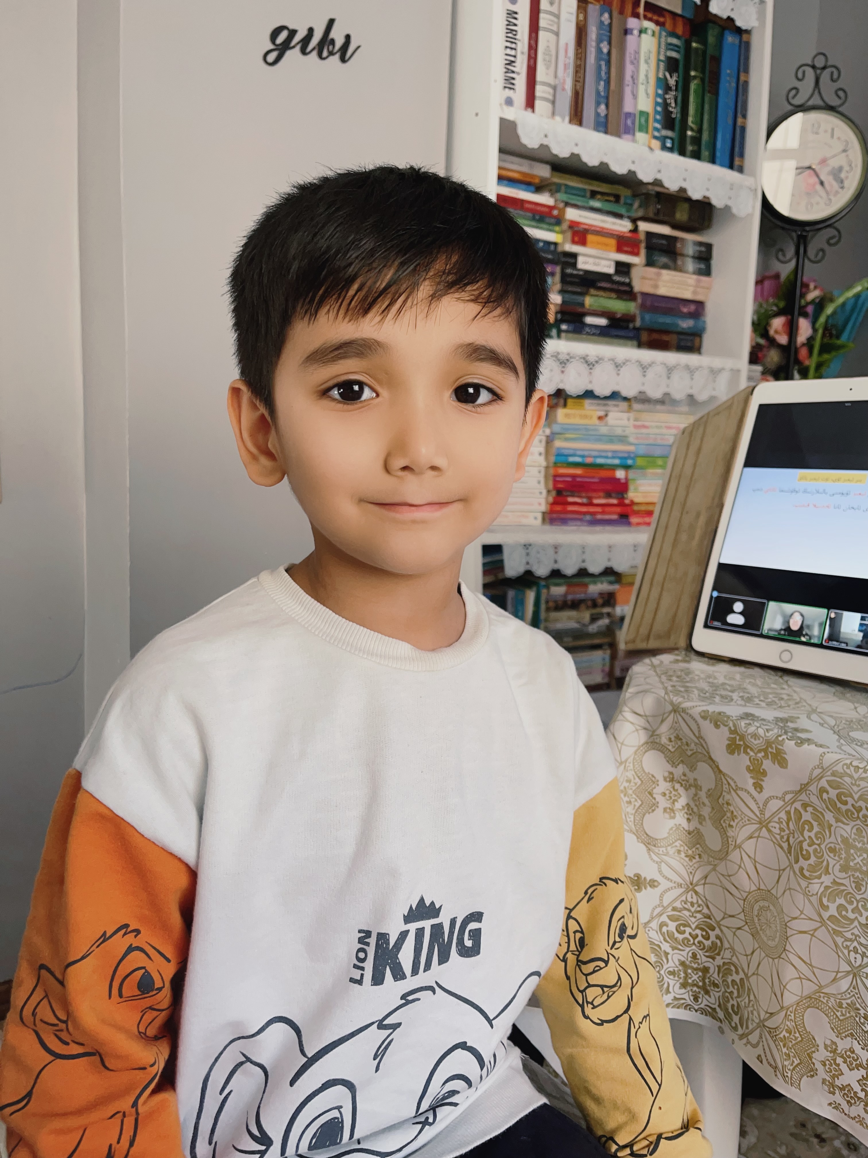 Profile Image of ھەمزە ئابدۇلقەييۇم